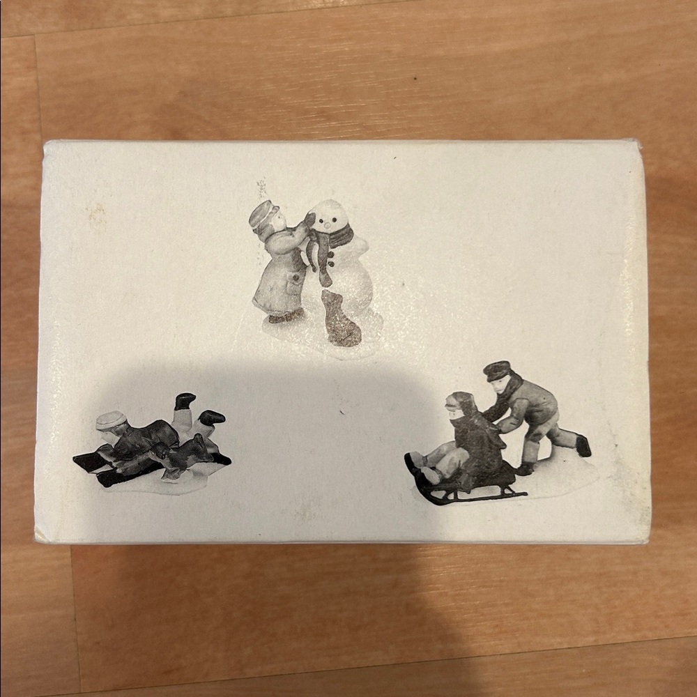 DEPARTMENT 50 SNOW CHILDREN SET OF 3